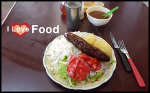 dernier p'tit dej' à Sucre : chorizo !! Il est 7h30